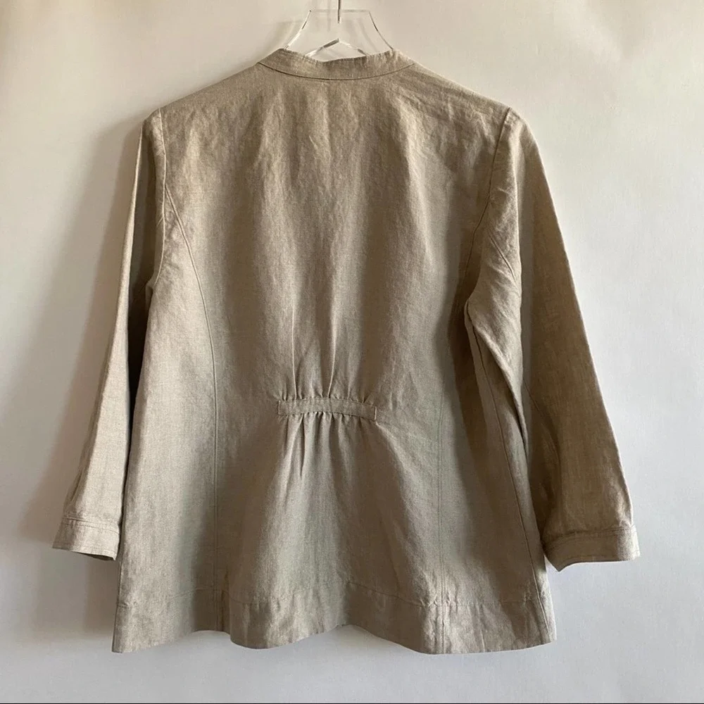 Eileen Fisher tan linen top buttons, 3/4 sleeve Medium - Picture 7 of 7